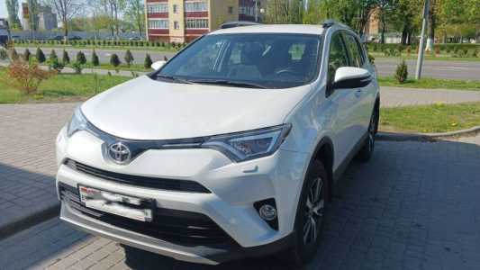 Toyota RAV4 IV (XA40) Рестайлинг