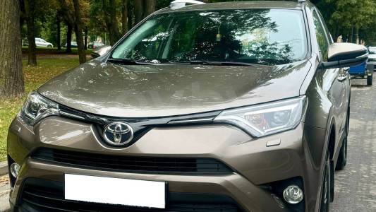 Toyota RAV4 IV (XA40) Рестайлинг