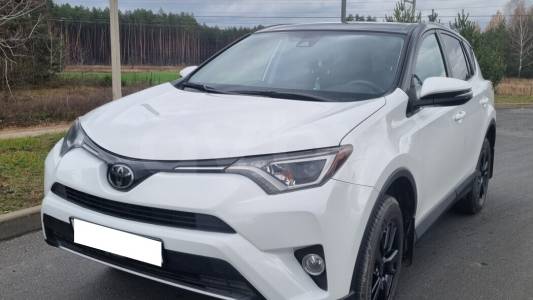 Toyota RAV4 IV (XA40) Рестайлинг