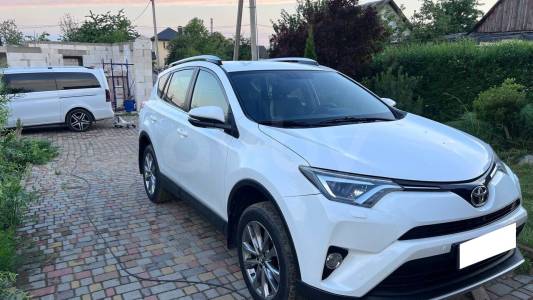 Toyota RAV4 IV (XA40) Рестайлинг