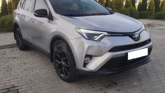 Toyota RAV4 IV (XA40) Рестайлинг