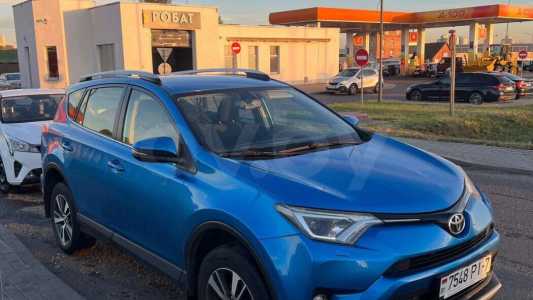 Toyota RAV4 IV (XA40) Рестайлинг