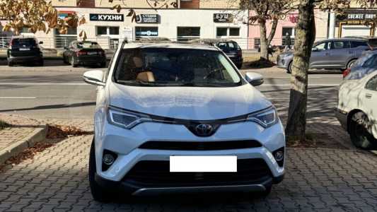 Toyota RAV4 IV (XA40) Рестайлинг