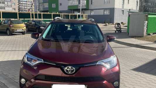 Toyota RAV4 IV (XA40) Рестайлинг