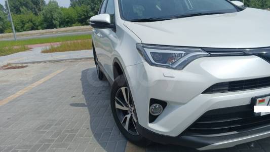 Toyota RAV4 IV (XA40) Рестайлинг