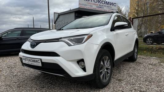 Toyota RAV4 IV (XA40) Рестайлинг