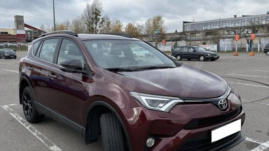 Toyota RAV4 IV (XA40) Рестайлинг