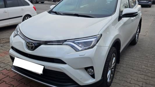 Toyota RAV4 IV (XA40) Рестайлинг