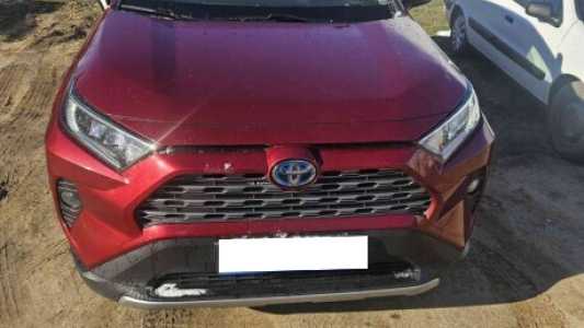Toyota RAV4 V (XA50), 2019, пробег 120000 км Toyota RAV4 V (XA50), 2019, пробег 120000 км