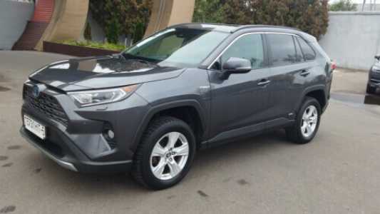 Toyota RAV4 V (XA50), 2019, пробег 87000 км Toyota RAV4 V (XA50), 2019, пробег 87000 км