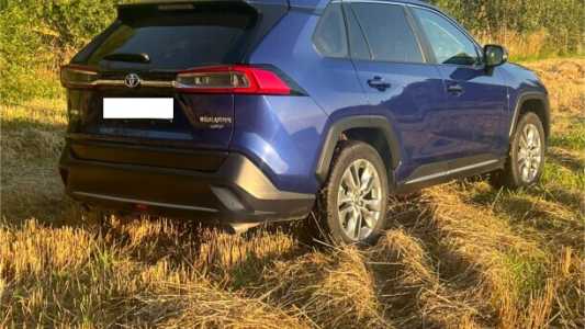 Toyota RAV4 V (XA50), 2020, пробег 73000 км