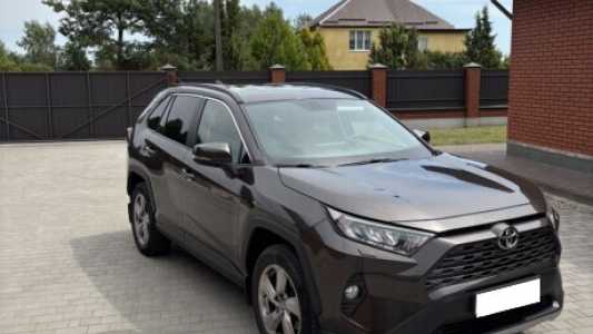 Toyota RAV4 V (XA50), 2020, пробег 80000 км Toyota RAV4 V (XA50), 2020, пробег 80000 км