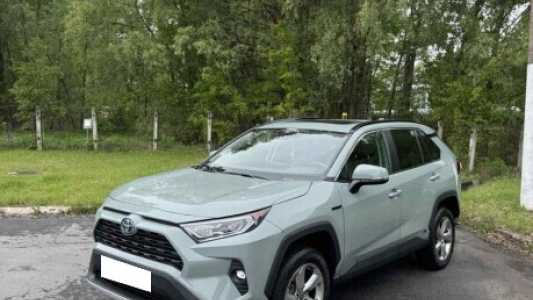 Toyota RAV4 V (XA50), 2021, пробег 110000 км Toyota RAV4 V (XA50), 2021, пробег 110000 км