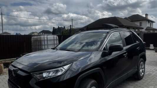 Toyota RAV4 V (XA50), 2021, пробег 125000 км Toyota RAV4 V (XA50), 2021, пробег 125000 км