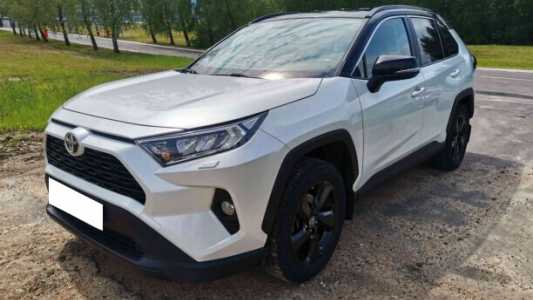 Toyota RAV4 V (XA50), 2021, пробег 151000 км Toyota RAV4 V (XA50), 2021, пробег 151000 км