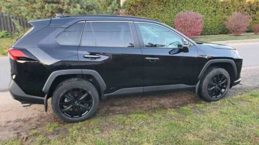 Toyota RAV4 V (XA50), 2021, пробег 38500 км
