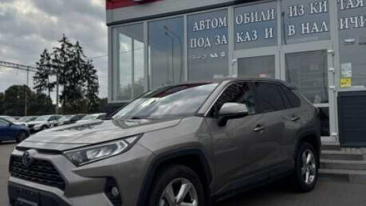 Toyota RAV4 V (XA50), 2021, пробег 57000 км Toyota RAV4 V (XA50), 2021, пробег 57000 км