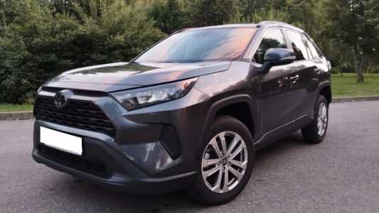 Toyota RAV4 V (XA50), 2021, пробег 95000 км Toyota RAV4 V (XA50), 2021, пробег 95000 км
