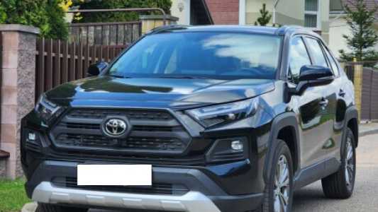 Toyota RAV4 V (XA50), 2024, пробег 3500 км Toyota RAV4 V (XA50), 2024, пробег 3500 км