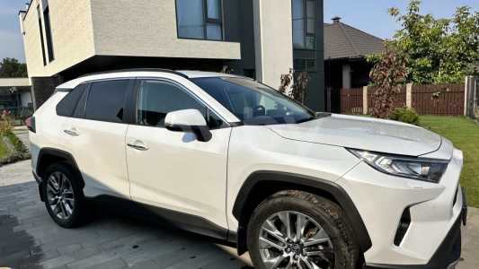 Toyota RAV4 V (XA50)
