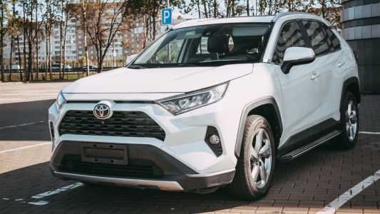 Toyota RAV4 V (XA50)
