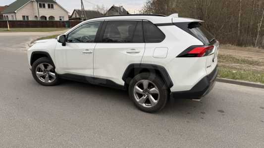 Toyota RAV4 V (XA50)