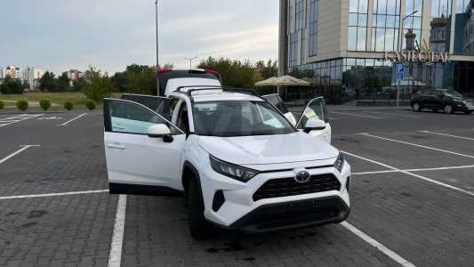 Toyota RAV4 V (XA50)
