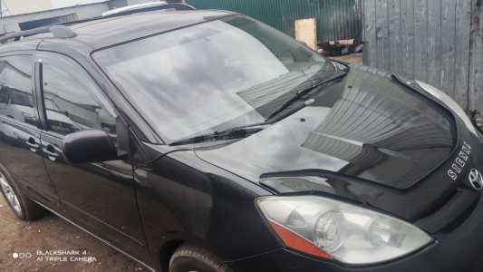 Toyota Sienna II (XL20) Рестайлинг