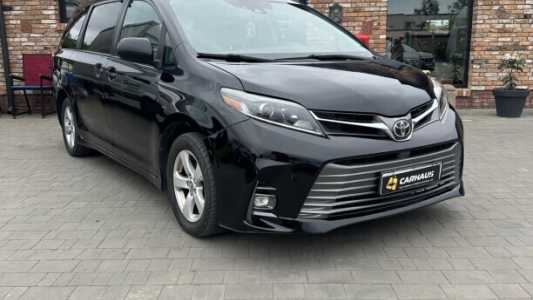 Toyota Sienna III (XL30) 2-й рестайлинг, 2017, пробег 309811 км Toyota Sienna III (XL30) 2-й рестайлинг, 2017, пробег 309811 км