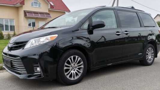 Toyota Sienna III (XL30) 2-й рестайлинг, 2018, пробег 114263 км Toyota Sienna III (XL30) 2-й рестайлинг, 2018, пробег 114263 км