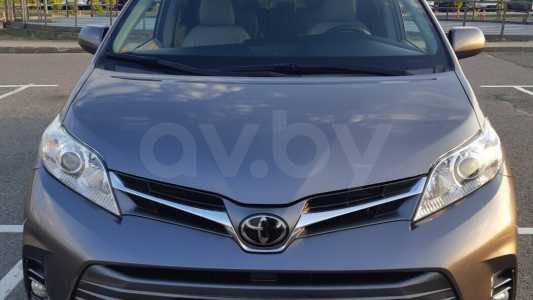 Toyota Sienna III (XL30) 2-й рестайлинг