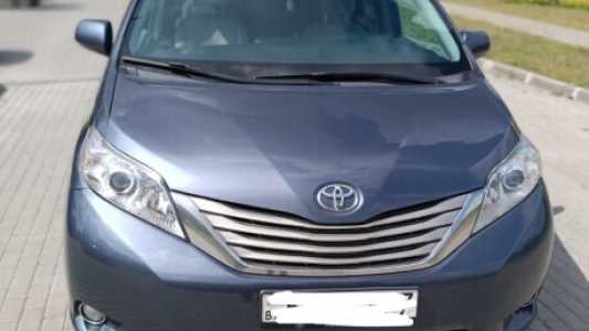 Toyota Sienna III (XL30)  Рестайлинг, 2016, пробег 235000 км