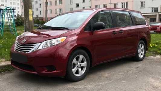 Toyota Sienna III (XL30) Рестайлинг, 2017, пробег 98100 км Toyota Sienna III (XL30) Рестайлинг, 2017, пробег 98100 км