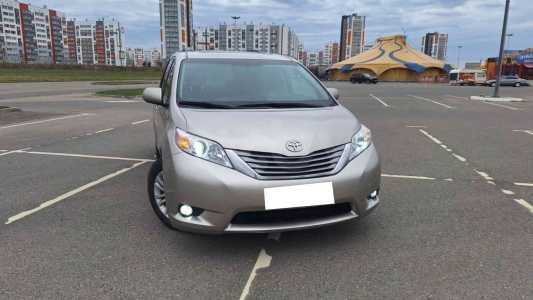 Toyota Sienna III (XL30) Рестайлинг