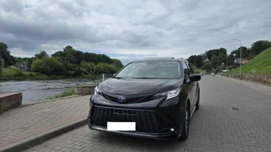 Toyota Sienna IV (XL40), 2021, пробег 69900 км Toyota Sienna IV (XL40), 2021, пробег 69900 км