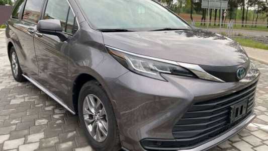 Toyota Sienna IV (XL40), 2021, пробег 75000 км Toyota Sienna IV (XL40), 2021, пробег 75000 км