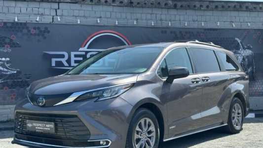 Toyota Sienna IV (XL40), 2021, пробег 80000 км Toyota Sienna IV (XL40), 2021, пробег 80000 км