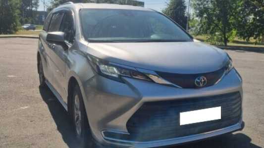 Toyota Sienna IV (XL40), 2022, пробег 45000 км Toyota Sienna IV (XL40), 2022, пробег 45000 км