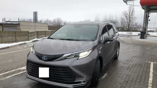 Toyota Sienna IV (XL40)