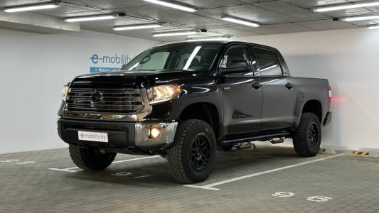 Toyota Tundra II 2-й рестайлинг