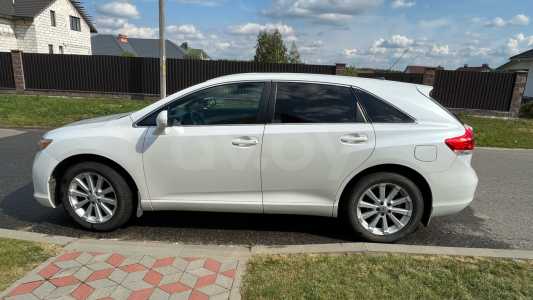 Toyota Venza I