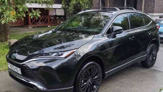 Toyota Venza II