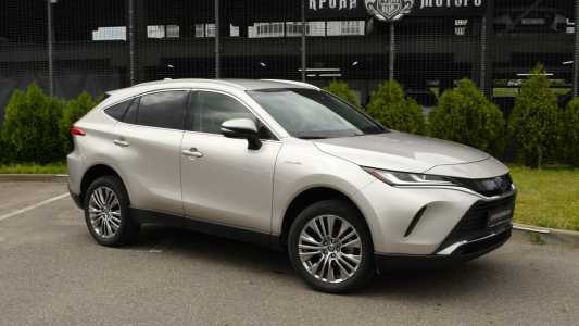 Toyota Venza II