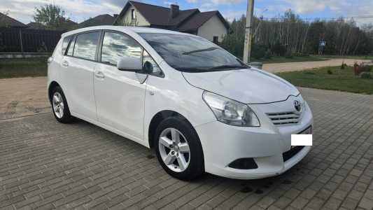 Toyota Verso I