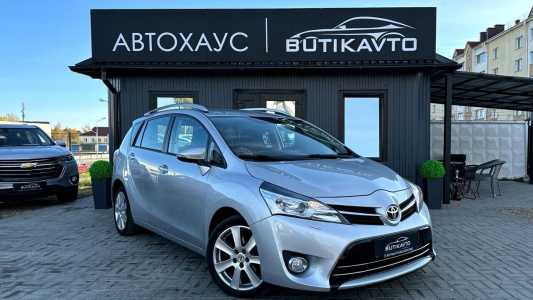 Toyota Verso I Рестайлинг