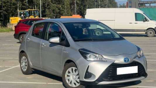 Toyota Yaris III (XP130)  2-й рестайлинг, 2017, пробег 164000 км