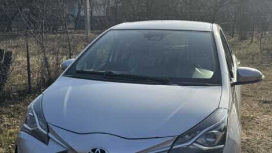 Toyota Yaris III (XP130) 2-й рестайлинг, 2018, пробег 174000 км Toyota Yaris III (XP130) 2-й рестайлинг, 2018, пробег 174000 км