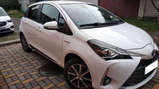 Toyota Yaris III (XP130)  2-й рестайлинг, 2019, пробег 68000 км