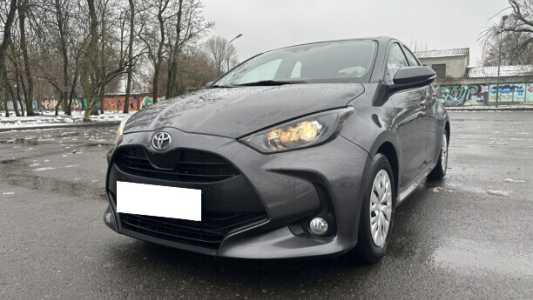 Toyota Yaris IV (XP210), 2021, пробег 110000 км Toyota Yaris IV (XP210), 2021, пробег 110000 км