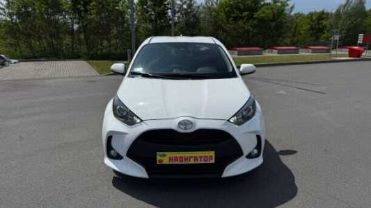 Toyota Yaris IV (XP210), 2022, пробег 49000 км Toyota Yaris IV (XP210), 2022, пробег 49000 км